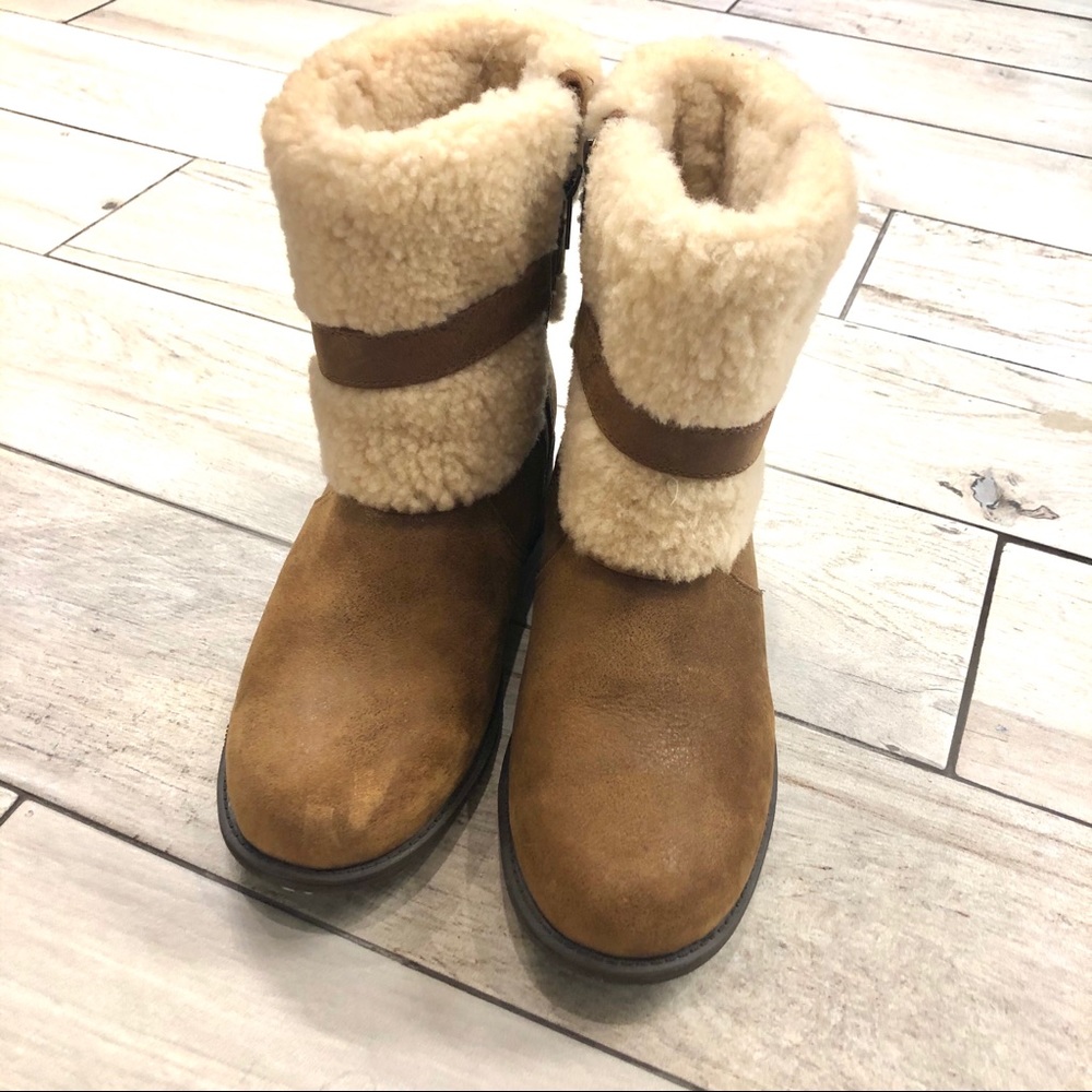 UGG Suede Ankle Boots 7.5